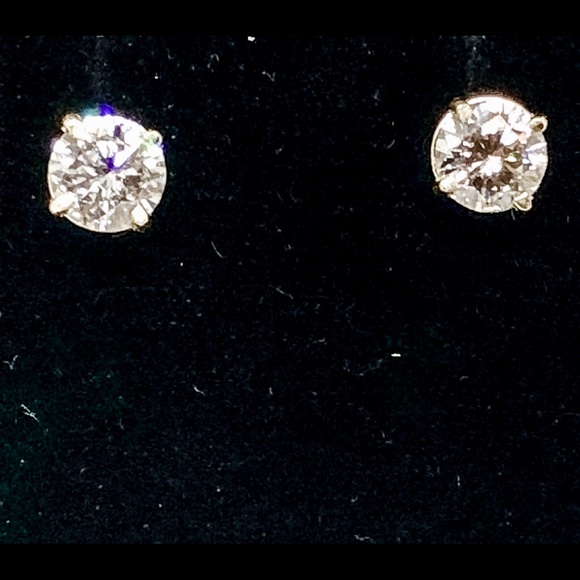 1 CT Diamond 14k stud earring Si clarity H color - Picture 6 of 8